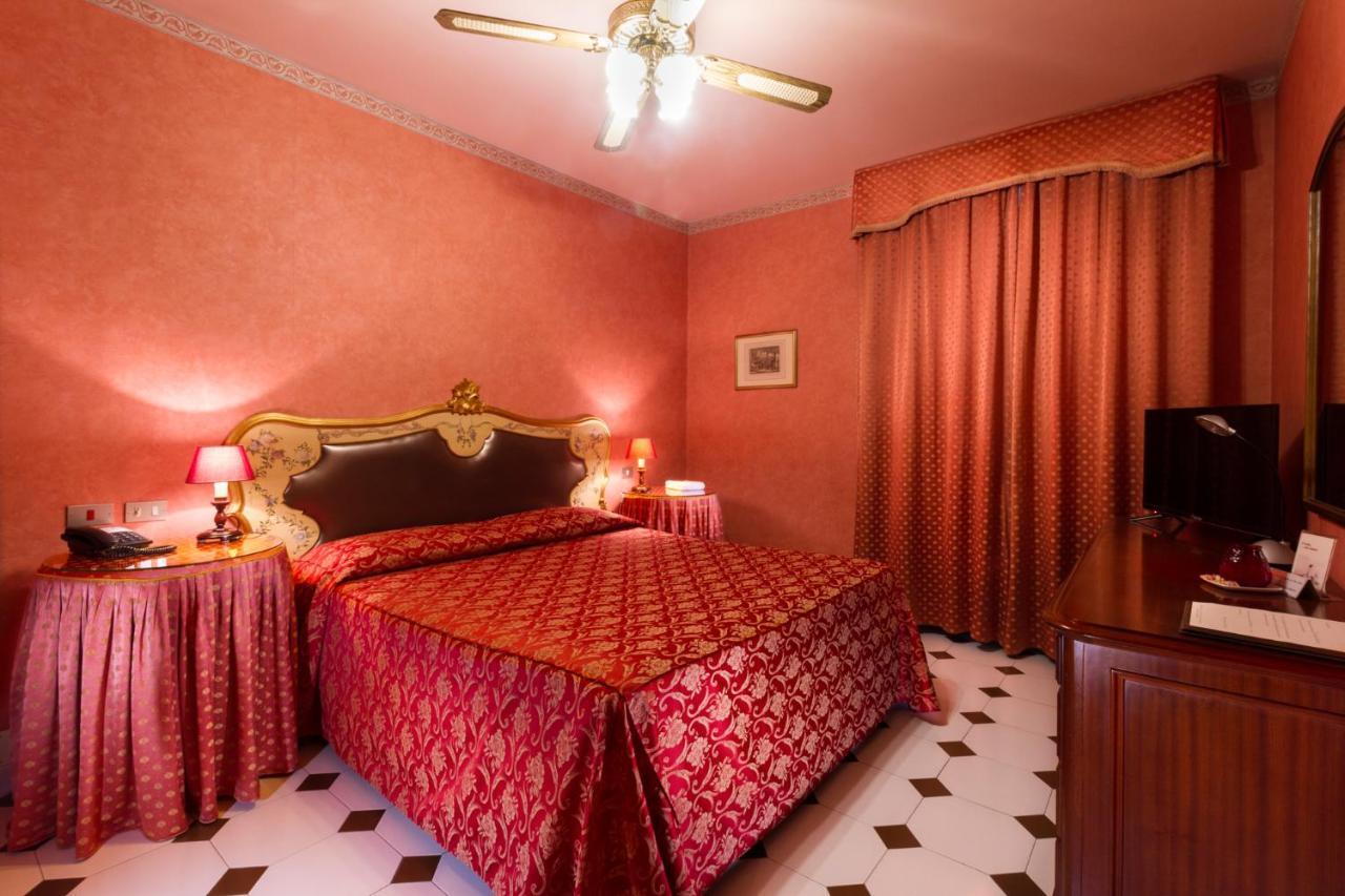 Park Hotel Villa Salzea Trofarello Eksteriør bilde